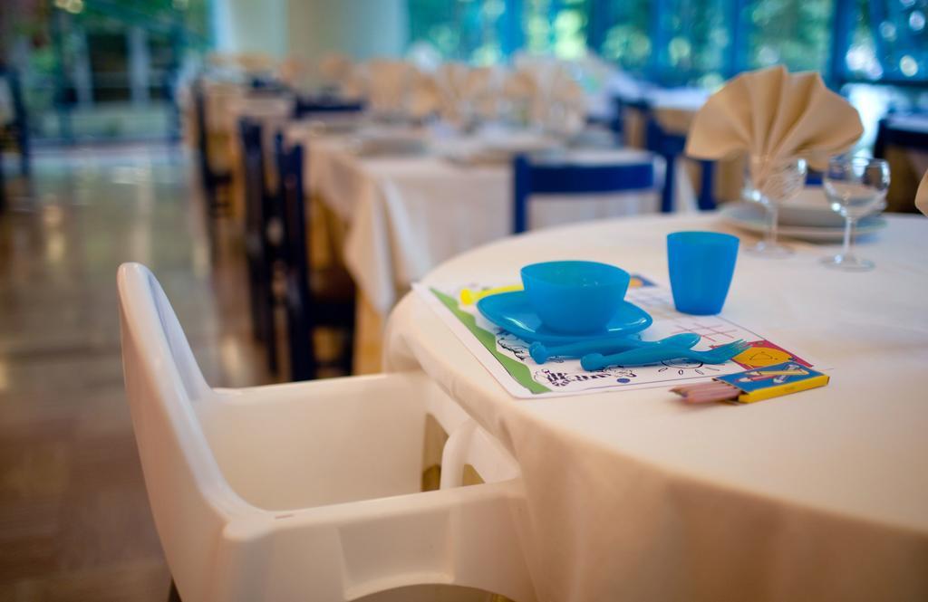 Hotel Ivano Rimini Luaran gambar